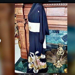 Silk Robe / Silk Kimono - Authentic Japanese Vintage